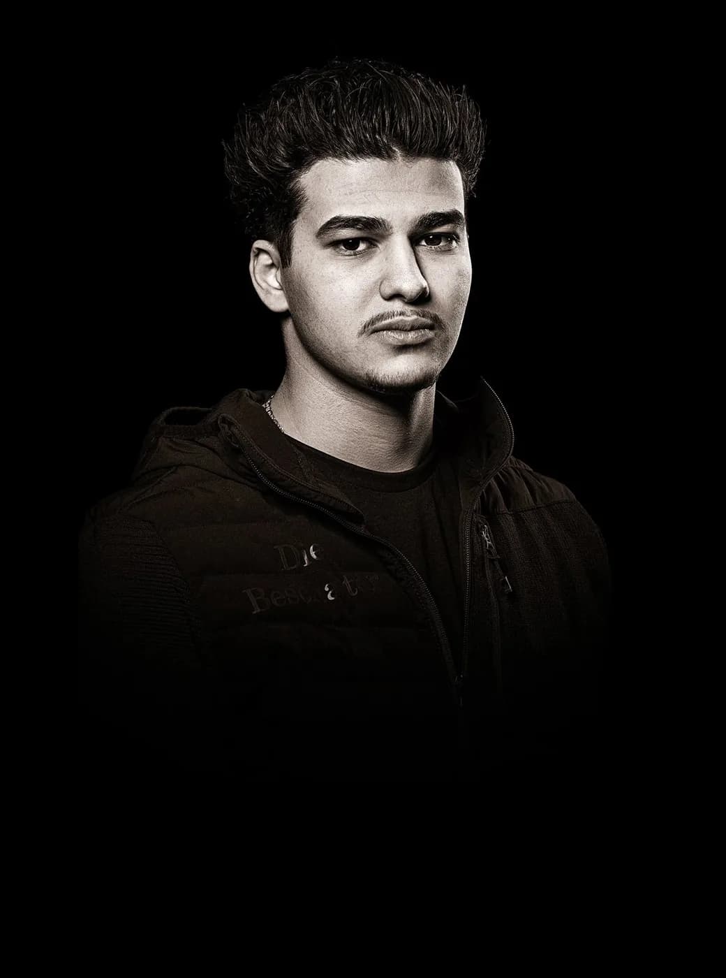 Mohamed Saleh, Servicemonteur